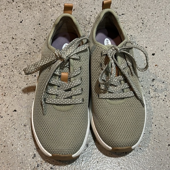 DR SCHOLL’S HIGH HOPES BE ENERGIZED FOAM SNEAKERS SAGE GREEN SIZE 7 - Picture 3 of 13